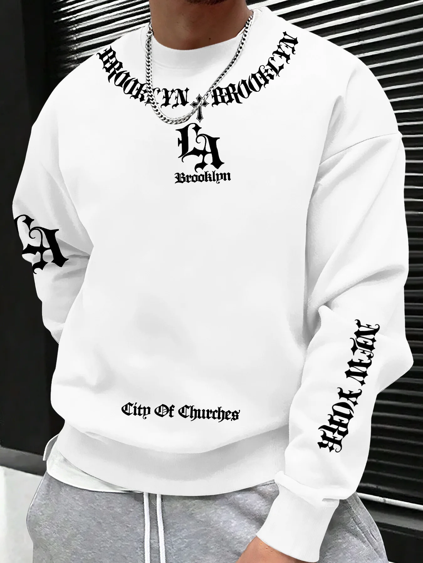 Übergroßer Herren-Sweatshirt mit überschnittenen Schultern, Brooklyn Gothic Slogan Textdruck, Street Pullover – Detail 6