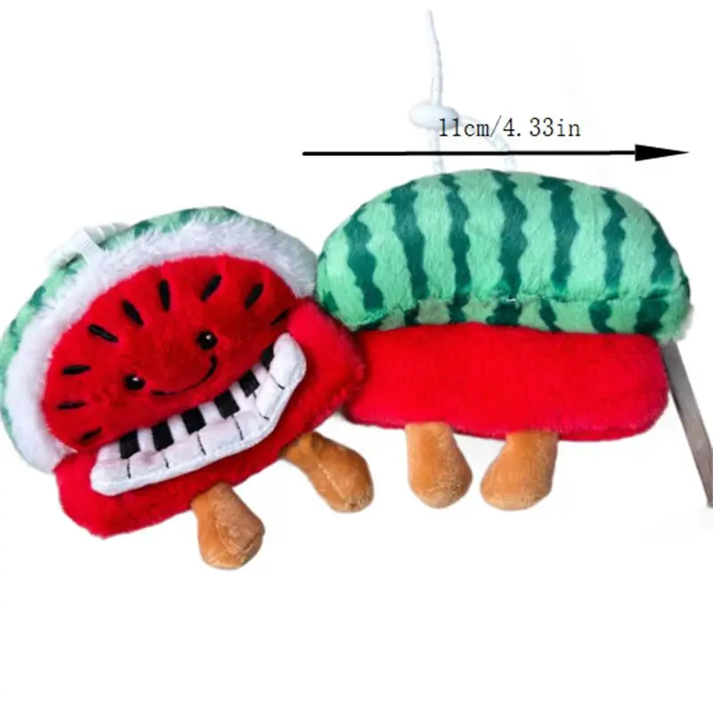Precioso paquete doble de muñecos de peluche de piano de sandía; Encanto de bolso; Juguete suave, ideal para adornos navideños y regalos.