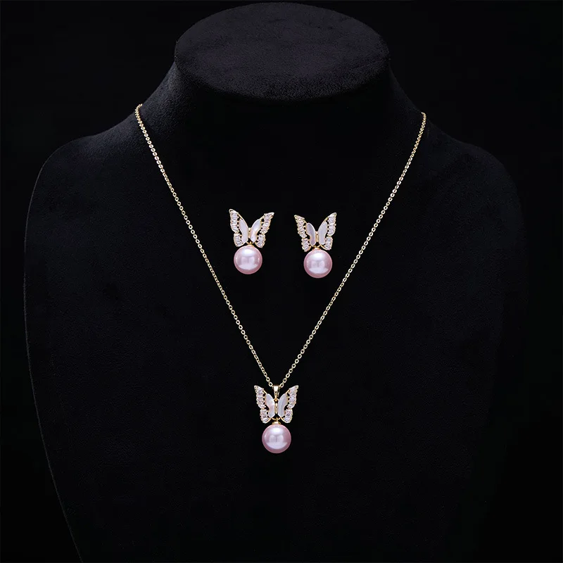 

Light luxury butterfly mother-of-pearl earrings, necklaces and jewelry, high-end collarbone chain all-rounder accessories