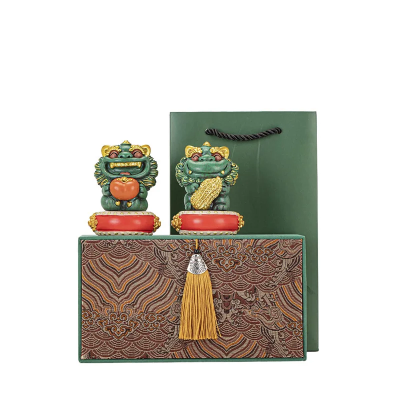

Lucky stone lion handicraft ornaments