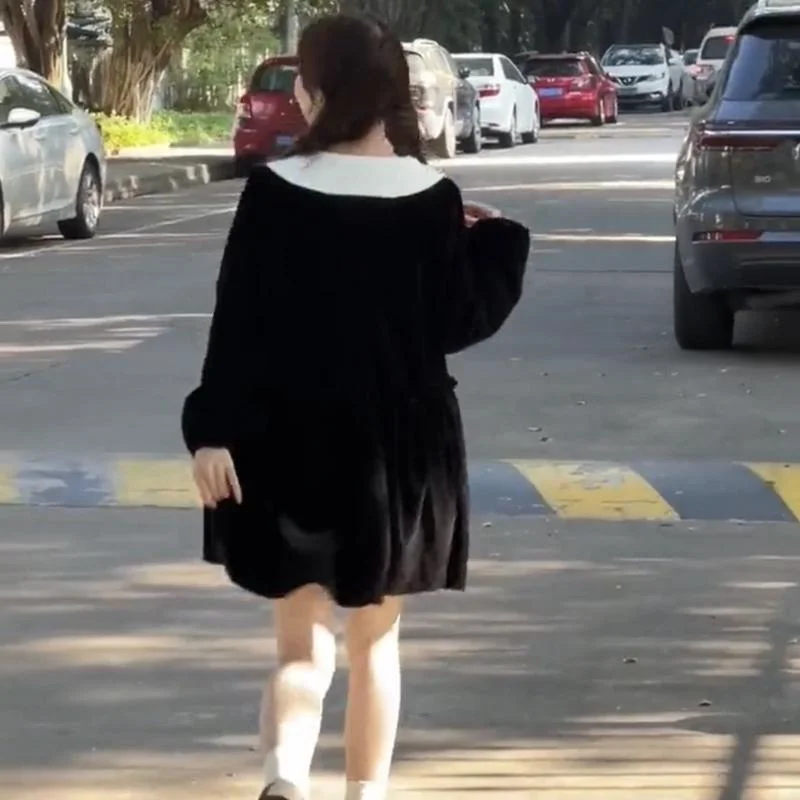 Damska spódnica plus size Dr Fragile es Sle, luźna, tuszująca niedoskonałości, jesienno-zimowa, studencka, w kształcie litery A, długa, z dekoltem w serek.