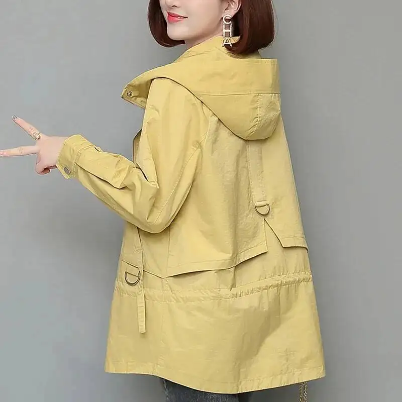 

Windbreaker Women's Spring Autumn 2025 New Middle-Aged Mother's Loose And Thin Coat Korean Lining Trench Hooded 3XL