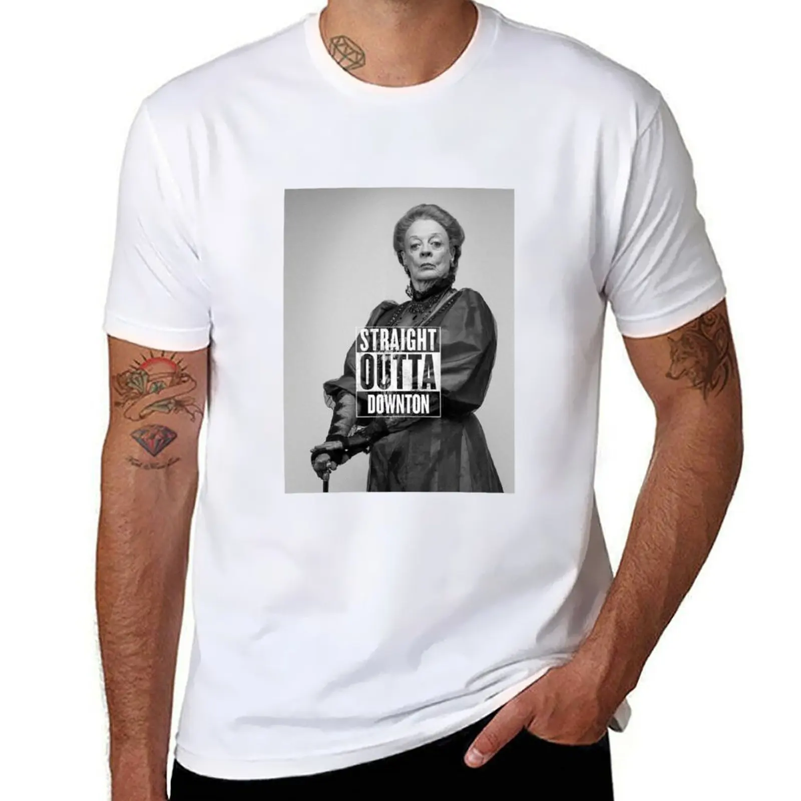 

Straight Outta Downton T-Shirt cotton t shirts man 100% man graphic t shirt T-Shirt