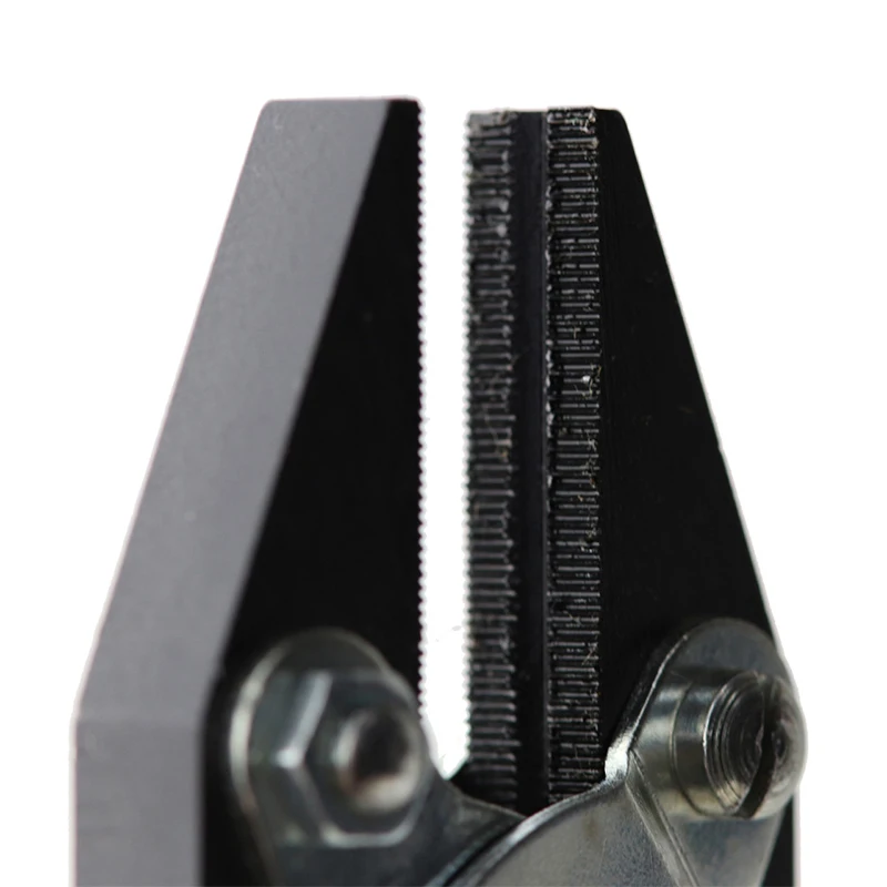 MAUN Flat Nose Parallel Plier 140mm With Return Spring Serrated V‑slot Jaw For Jewelry Wire Straightening Fastener Removal Tool
