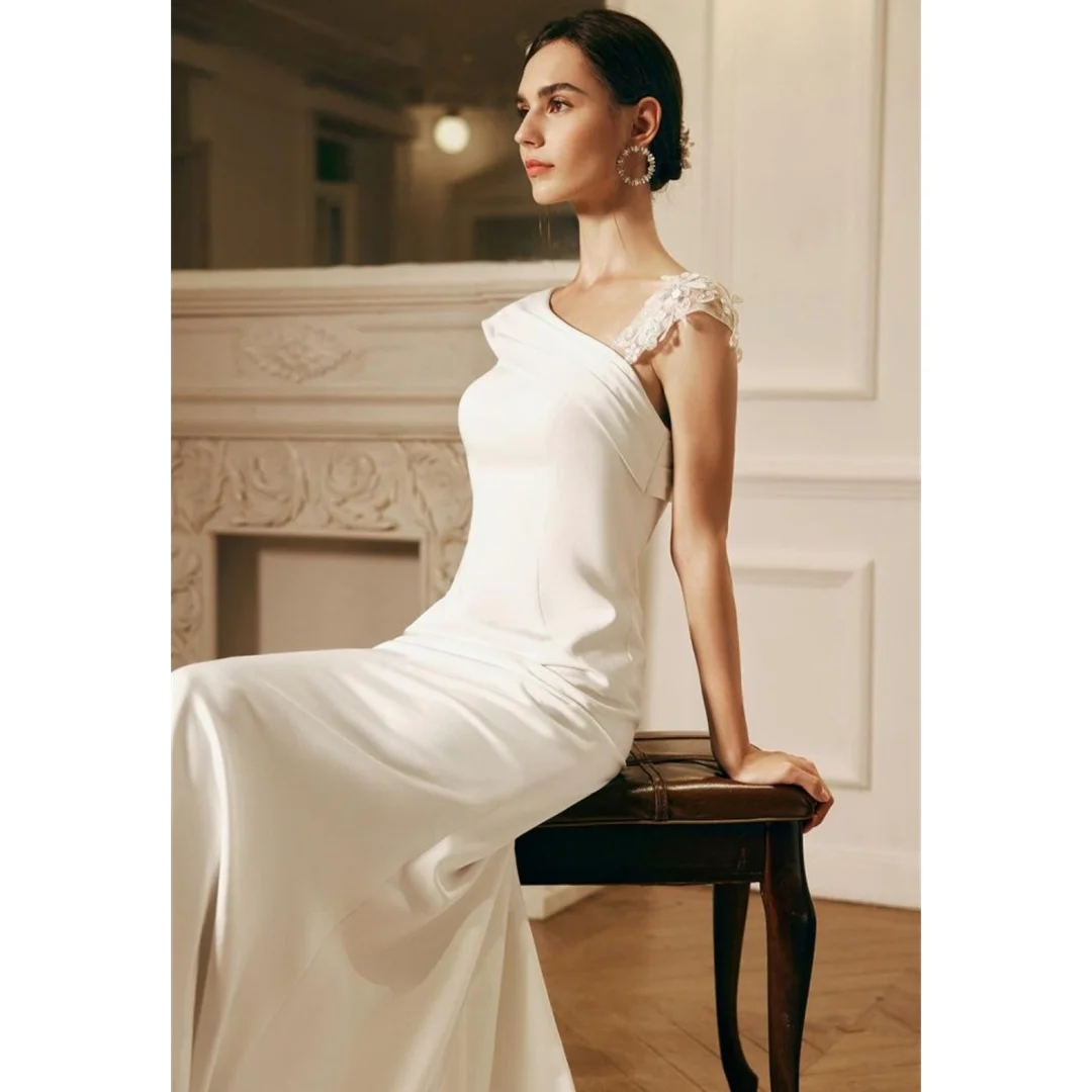 Abiti da sposa semplici in raso Splendidi abiti da sera floreali a trapezio con maniche ad aletta vintage da donna Abiti da sposa personalizzati 2025