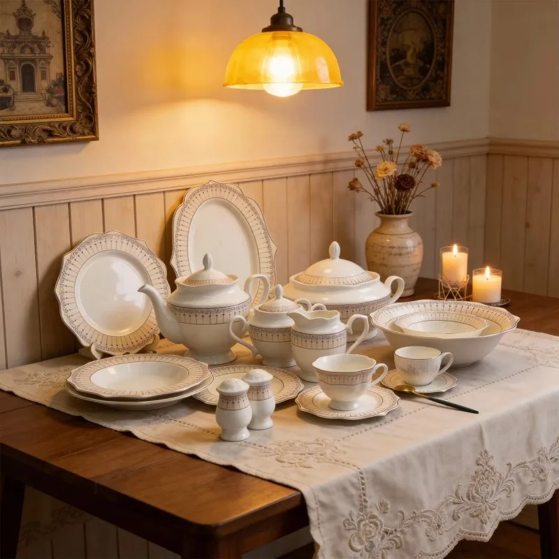The new classic luxury and durable safety bone china milky white ceramic 6-piece bowl set is suitable for wedding and family use