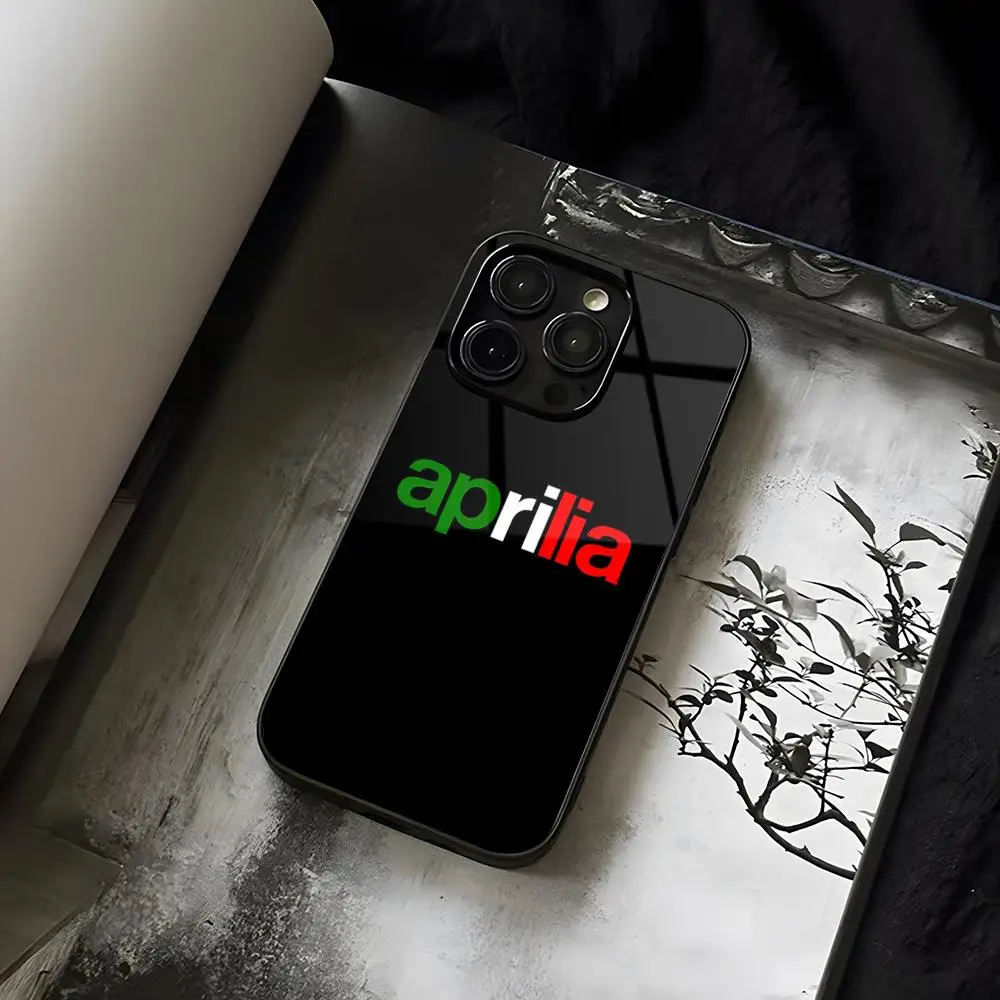 Fajne etui na telefon z motywem wyścigów A-Aprilias do iPhone 14 13 17 12 16 15 11 Pro XS Max Plus Mini X XR, szkło hartowane, obudowa SE2020 — zdjęcie produktu 5