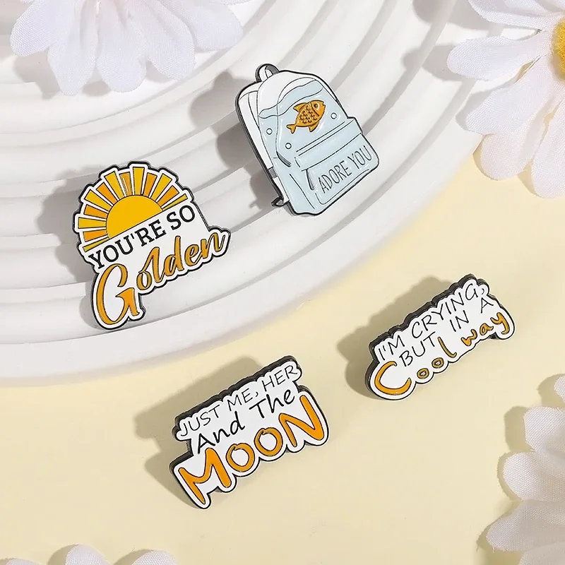 Adore You ألبوم غنائي بروش المينا دبابيس فقط أنا ، لها والقمر أنت دبابيس ذهبية جدا شارة التلبيب مجوهرات هدية الأصدقاء #3