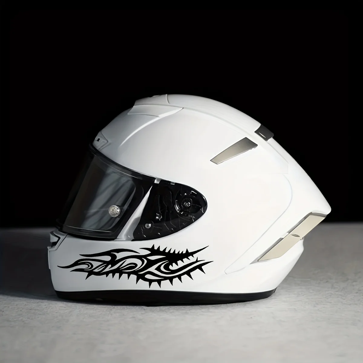 

2 шт. наклеек-шипов для мотоциклетного шлема, водонепроницаемые прочные виниловые наклейки, дерзкая графика для персонализации шлема для байкеров