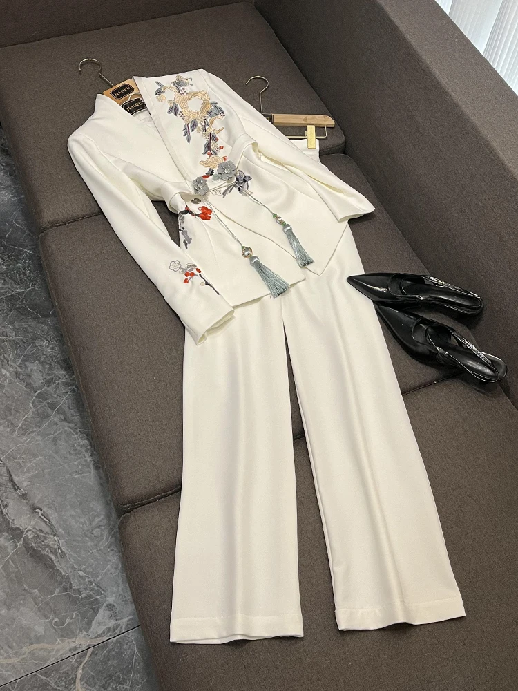 

Elegant White Embroidered Chinese Style Professional Suit Women's Set High End Career Goddess Look Long Sleeve Long Pants Pol...