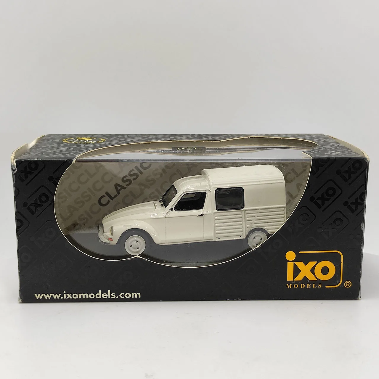 

Коробка с дефектом поверхности краски, потрескавшаяся литая под давлением IXO, масштаб 1:43, CITROEN ACADIANE 1980, кремовый сплав, модель автомобиля, Коллекционная игрушка в подарок