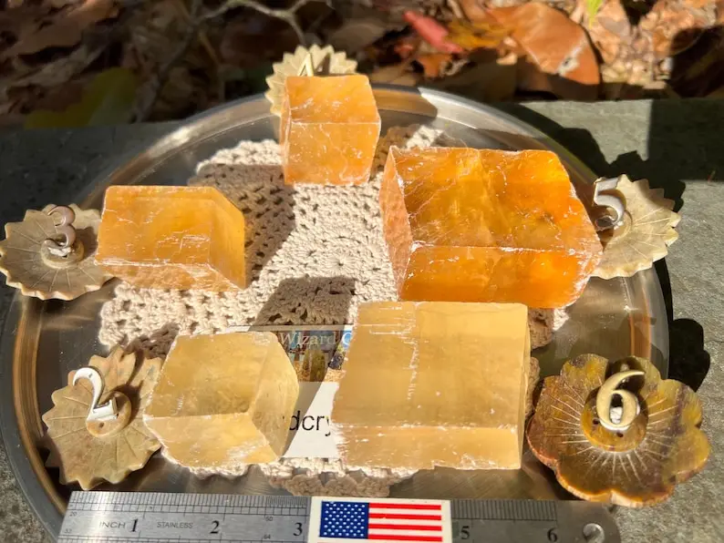 1pc Beautiful Yellow Calcite Crystal Cube,Decorative Stones for Valentine's Day, Father's Day - Ideal Home Decor,Special Gift