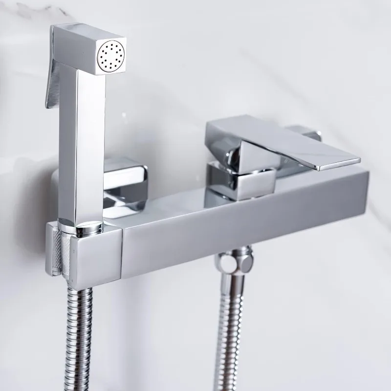 

Bidet Sprayer for Toilet, Toilet Concealed Hot and Cold Mixing Brass Handheld Bidet Toilet Sprayer Wall Mount Diaper Douche