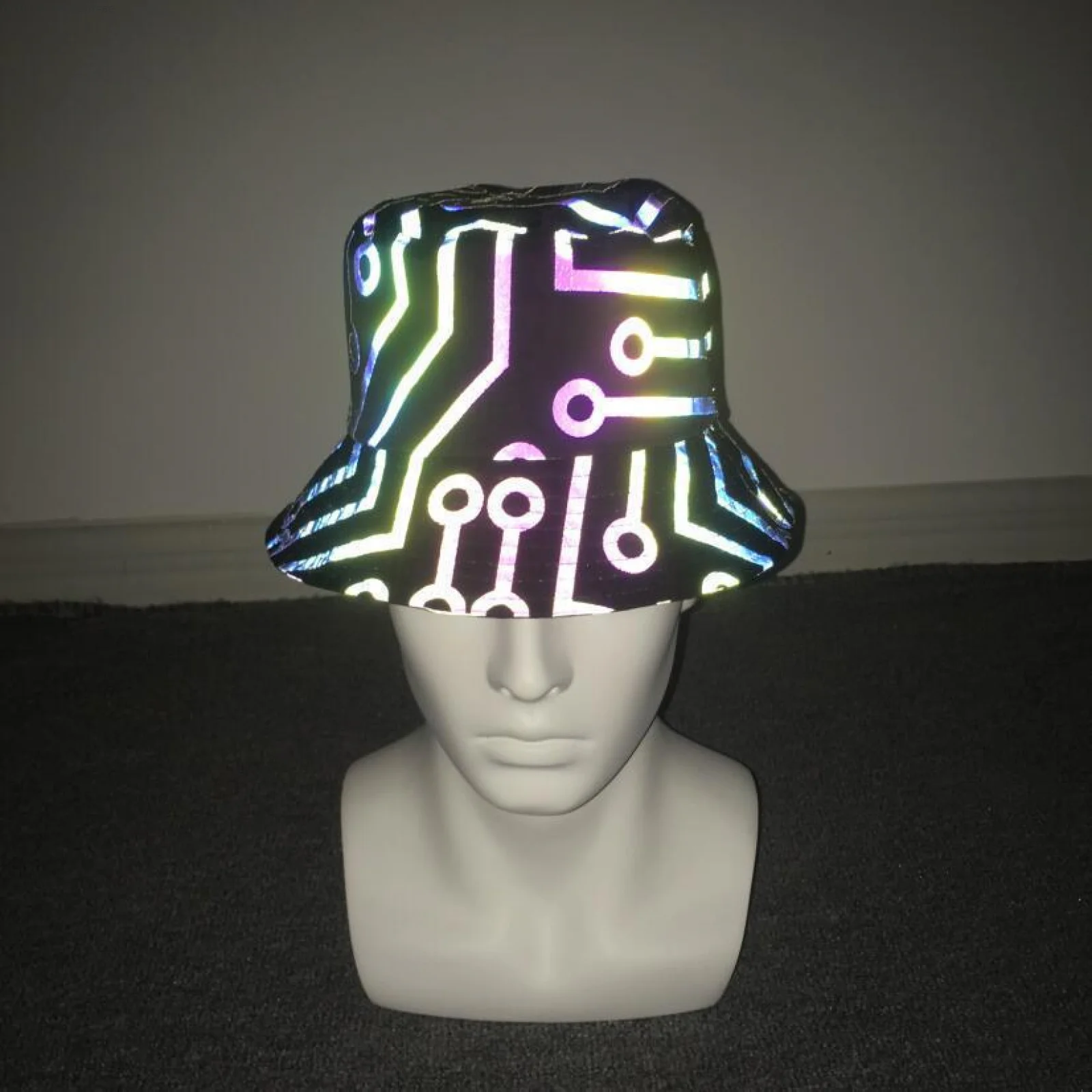 Colorful Reflective Bucket Hat Men Women Nightclub Hip-hop Luminous Pot Sun Hats Unisex Rainbow Halloween Caps Rave Headwear 3