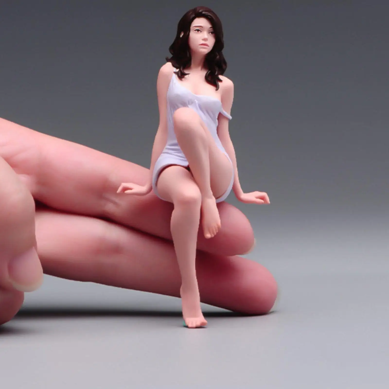 Realistic Intricacy Painted Female Miniature Handmade Scene Display Supply for