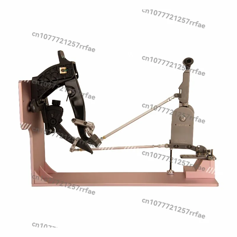 

Устройство управления ручкой автомобиля с педалью тормоза и акселератора