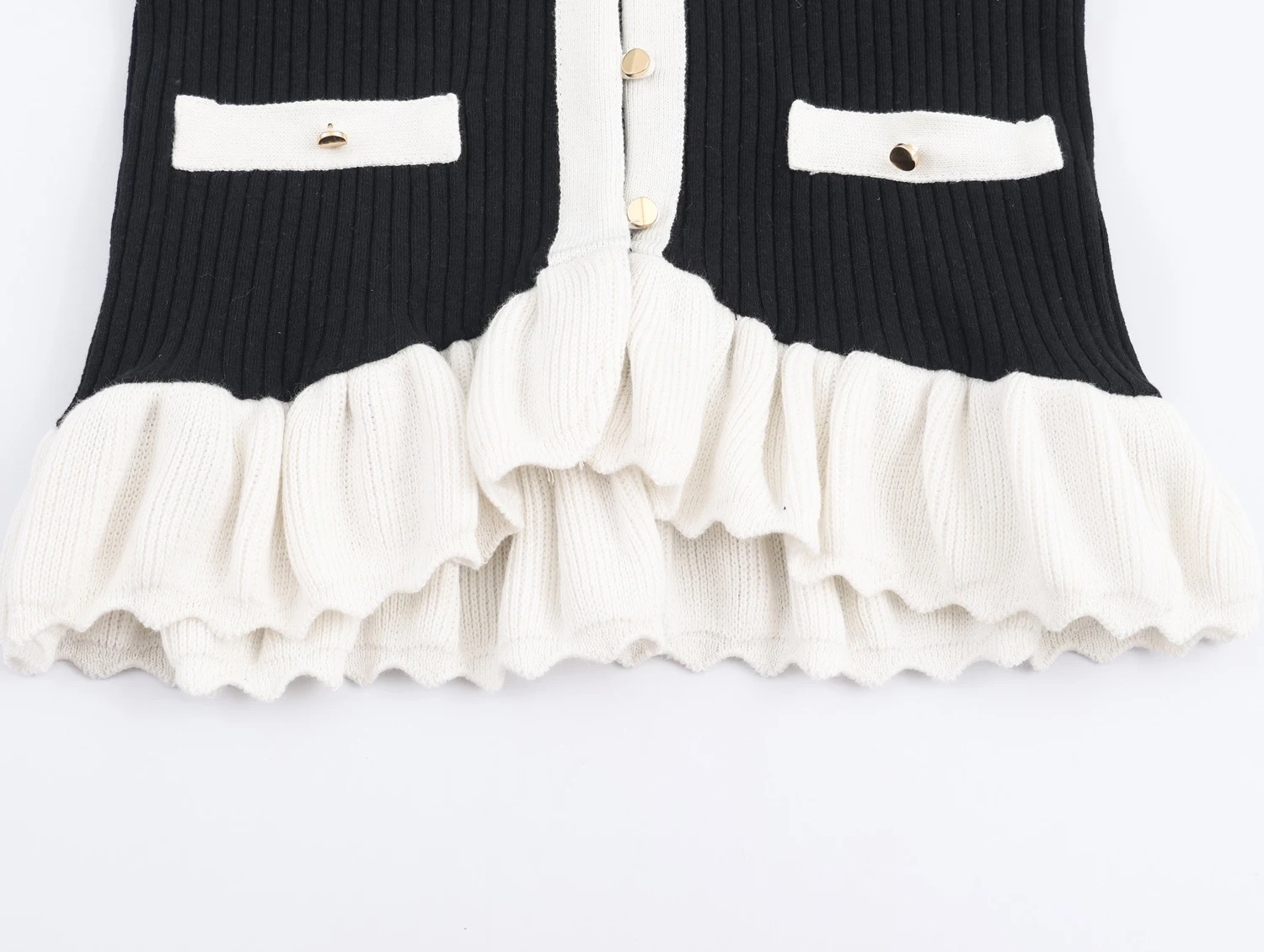 

DEEABAE New European and American style women's round neck long sleeved contrasting knitted patchwork jacket for autumn 2025