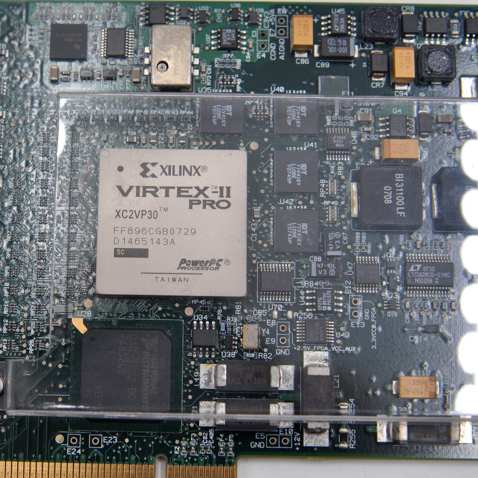 PCI-5640 Input /2 Output IF Transceiver Equipment With Connection Line 2 Used