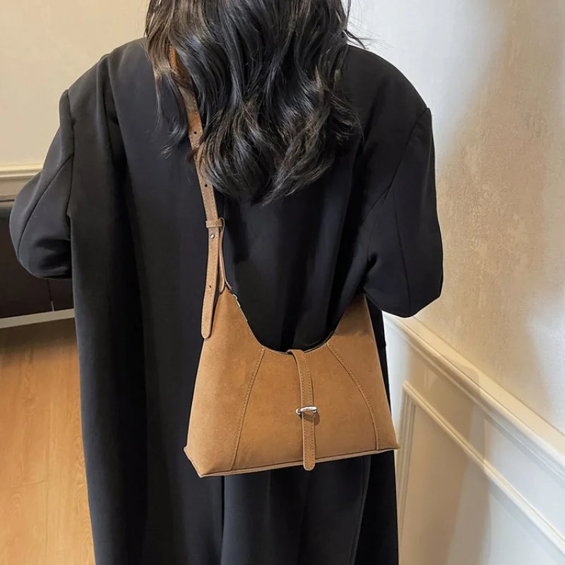 Borsa a tracolla da donna di marca di lusso di fascia alta Borsa a tracolla elegante in pelle con finitura di classe di famoso designer ​