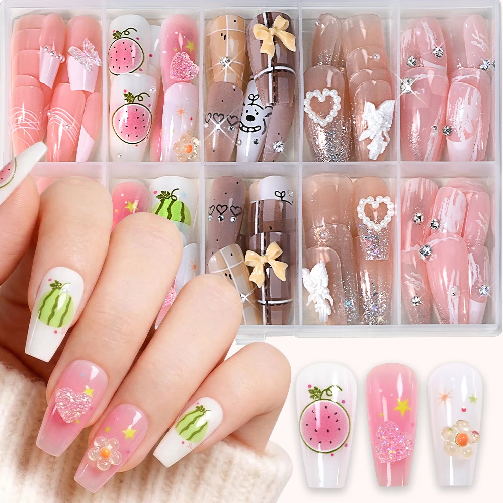 

1 коробка накладных ногтей Coffin Nude Pink с мультяшным арбузом, стразами, гелем, искусственными ногтями из смолы, бабочками, жемчугом, сердечками, милые накладные ногти