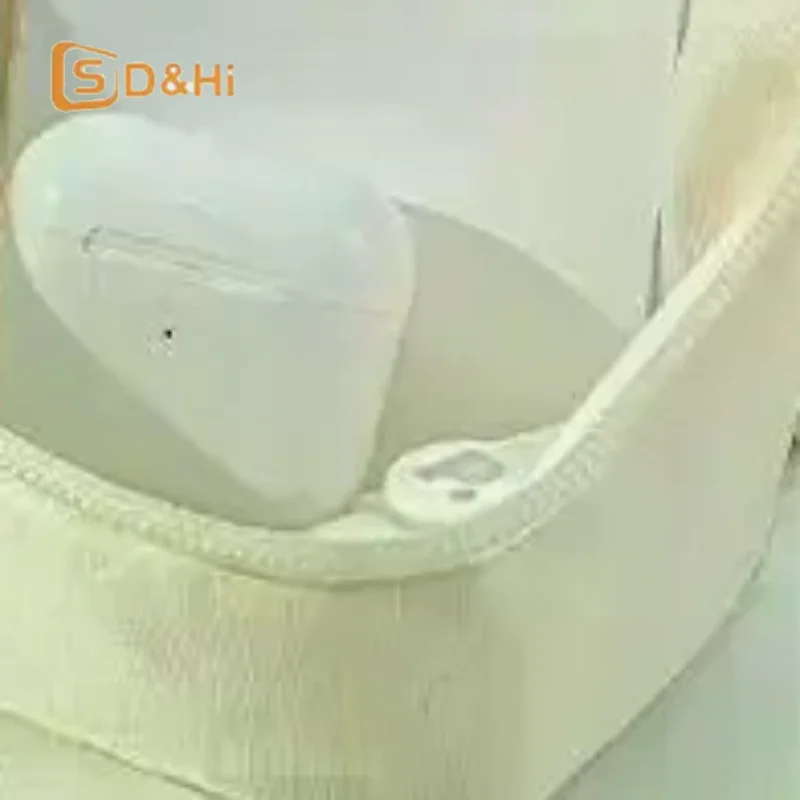 

Вместительный пенал-органайзер с 3D-магнитным держателем для ручек и двойным отсеком для хранения