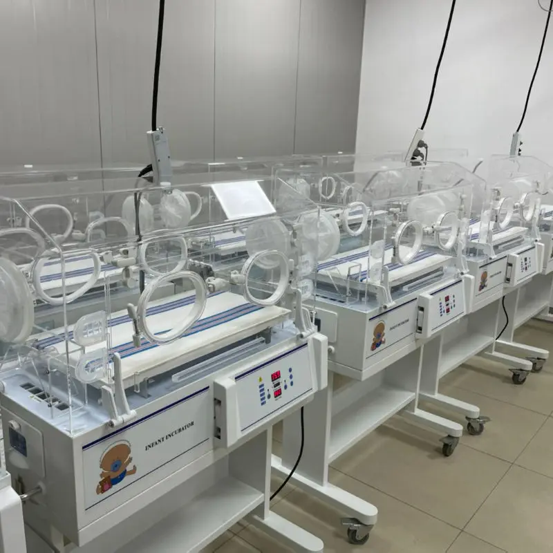 Equipment Hospital ICU Neonatal Incubator Baby Transport Incubator Medical Infant Incubator With Humidity Servo Control