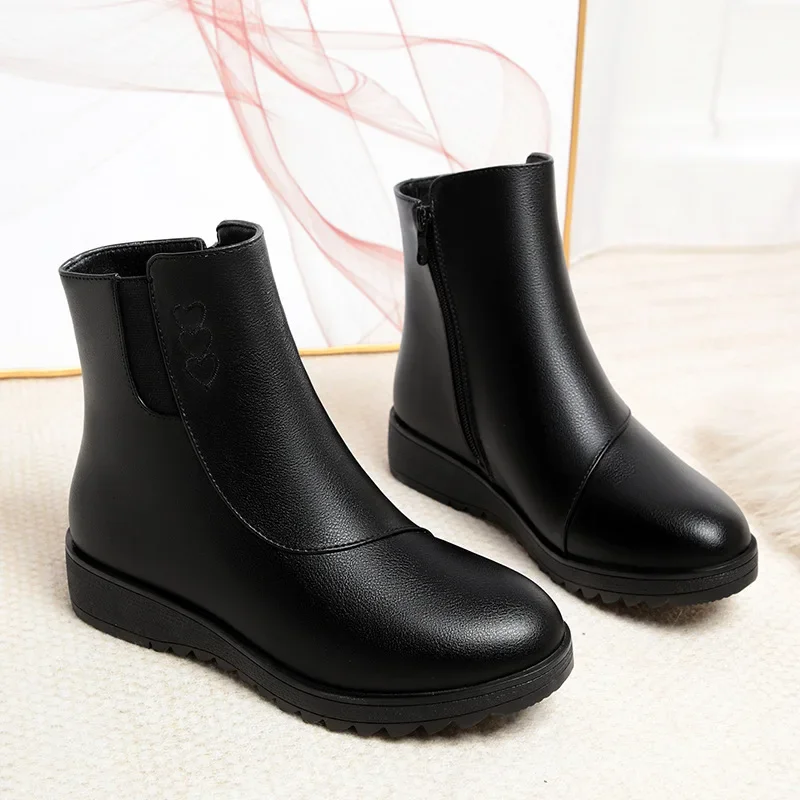 3.5cm Comfortable Flat Platform Shoes Soft Leather Plush Fur Boots Winter 2024 Women\'s Short Ankle Boots Snow for Office Mom