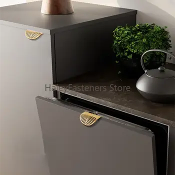 Úchytka ve tvaru listu, zlaté kartáčované duté úchytky, úchytka pro skříňky, zinková slitina 40mm/96mm, zlatá zásuvka se šrouby 10 nejlepší prodej úchytky a knoflíky zásuvek v kartáčované zlaté barvě - №5