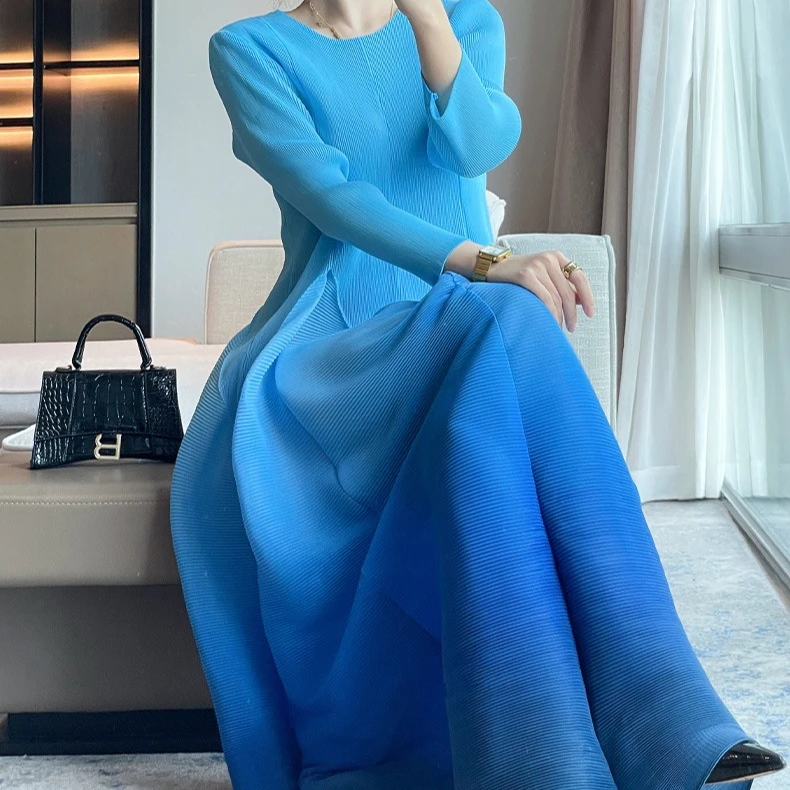 Miyake 2025 Herbst Neue Farbverlauf Gedruckt Plissee Kleid Pendler Formelle Anlässe Taille Temperament Prom Swing Kleider Frauen