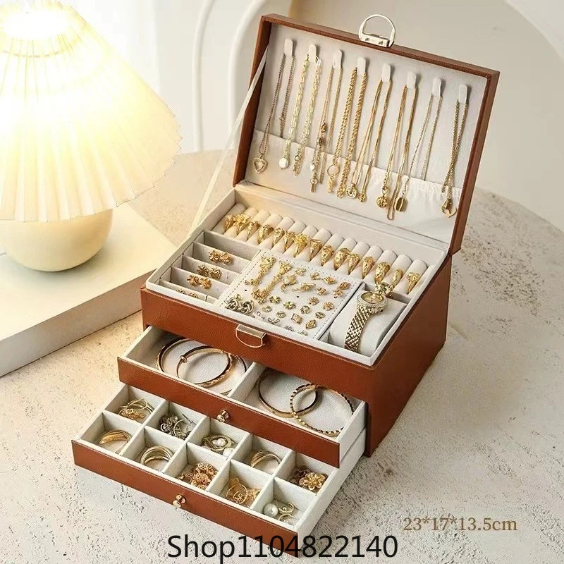 

Бестселлер, трехслойная кожаная шкатулка с замком, шкатулка для драгоценностей, серьги, браслет, ювелирные изделия, защита от пыли, антиокислительный ящик для хранения гелей ﻿