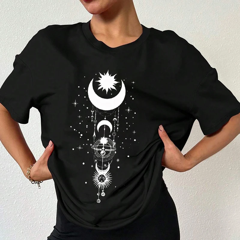 

Funny Moon Print T-shirts For Women Summer Short Sleeve Round Neck Cute Loose T-shirt Creative Personalized Tops
