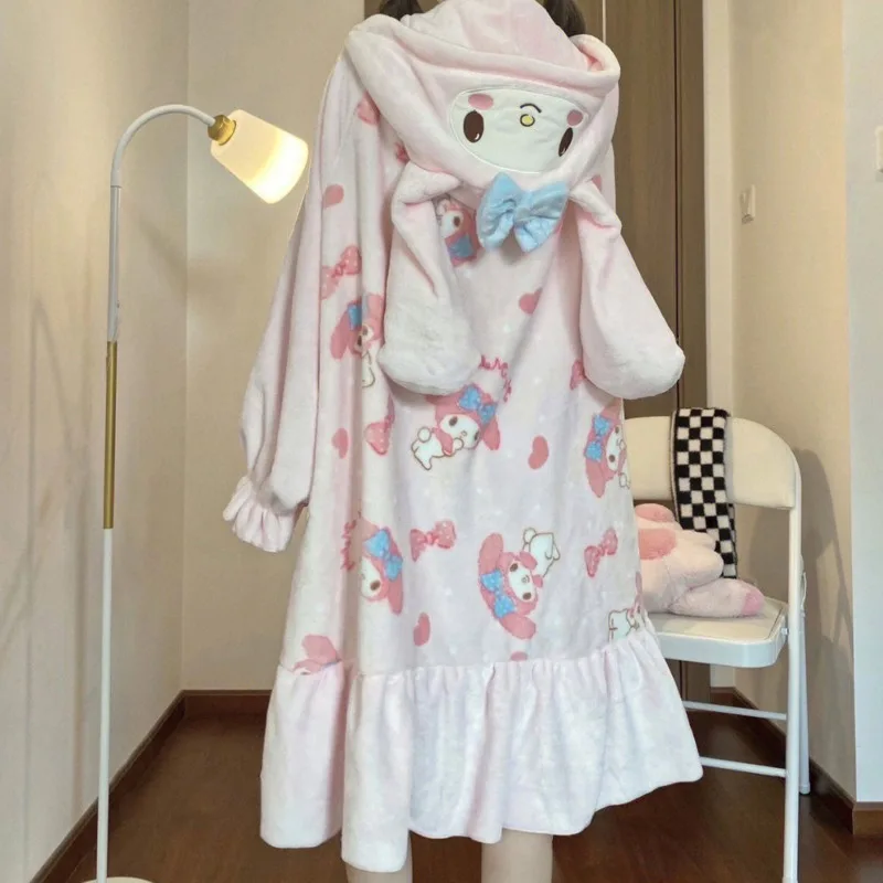 

Новый пижамный комплект My Melody — ночная рубашка с капюшоном и одинаковые брюки с розовым бантом в форме сердца, мягкая плюшевая флисовая одежда для сна для девочек ​ ​