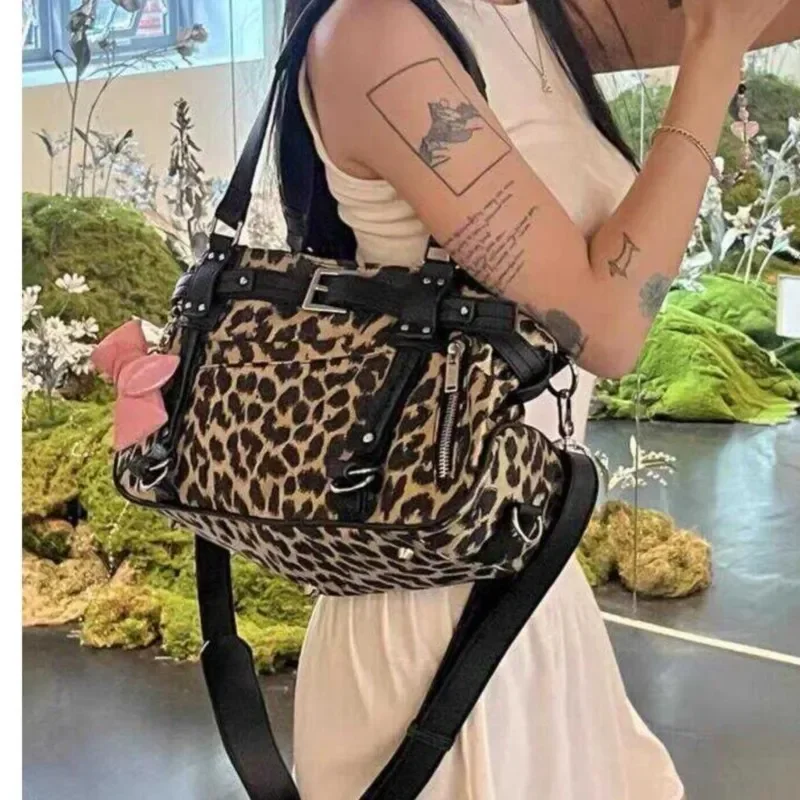 

Harajuku Leopard Print Y2k Shoulder Bags Women Hot Girls Nylon Cute Handbag Ladies Vintage Tote Underarm Bag Aesthetic