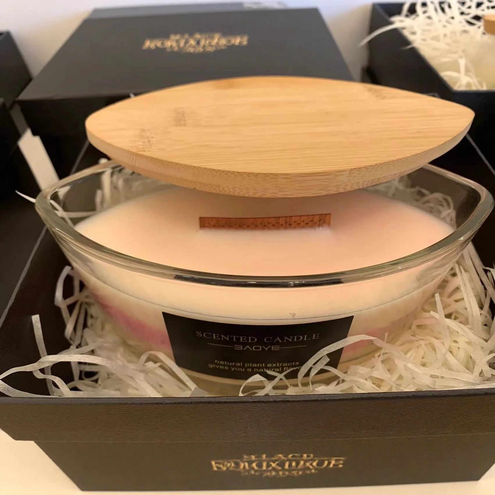 Yang Ji, the same boat-shaped scented candle glass, double wooden core home decoration, courtesy, elegant style, white voice coa