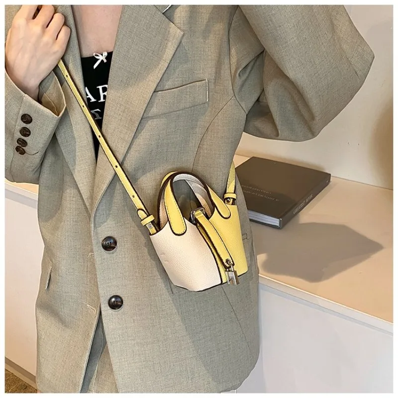 

Modern American Girls' Tote With European Design Elements, Premium Craftsmanship For Daily Commuter Sophistication Needs