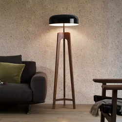 Quirky Style Retro High-End Walnut Solid Wood Three Legged Floor Lamp Japanese Bedroom Living Room Study Lamp Designer Light2024