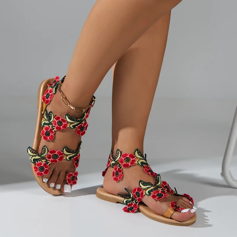 Sandalias de talla grande para mujer, chanclas planas con flores rojas, informales, antideslizantes, a la moda, novedad de verano