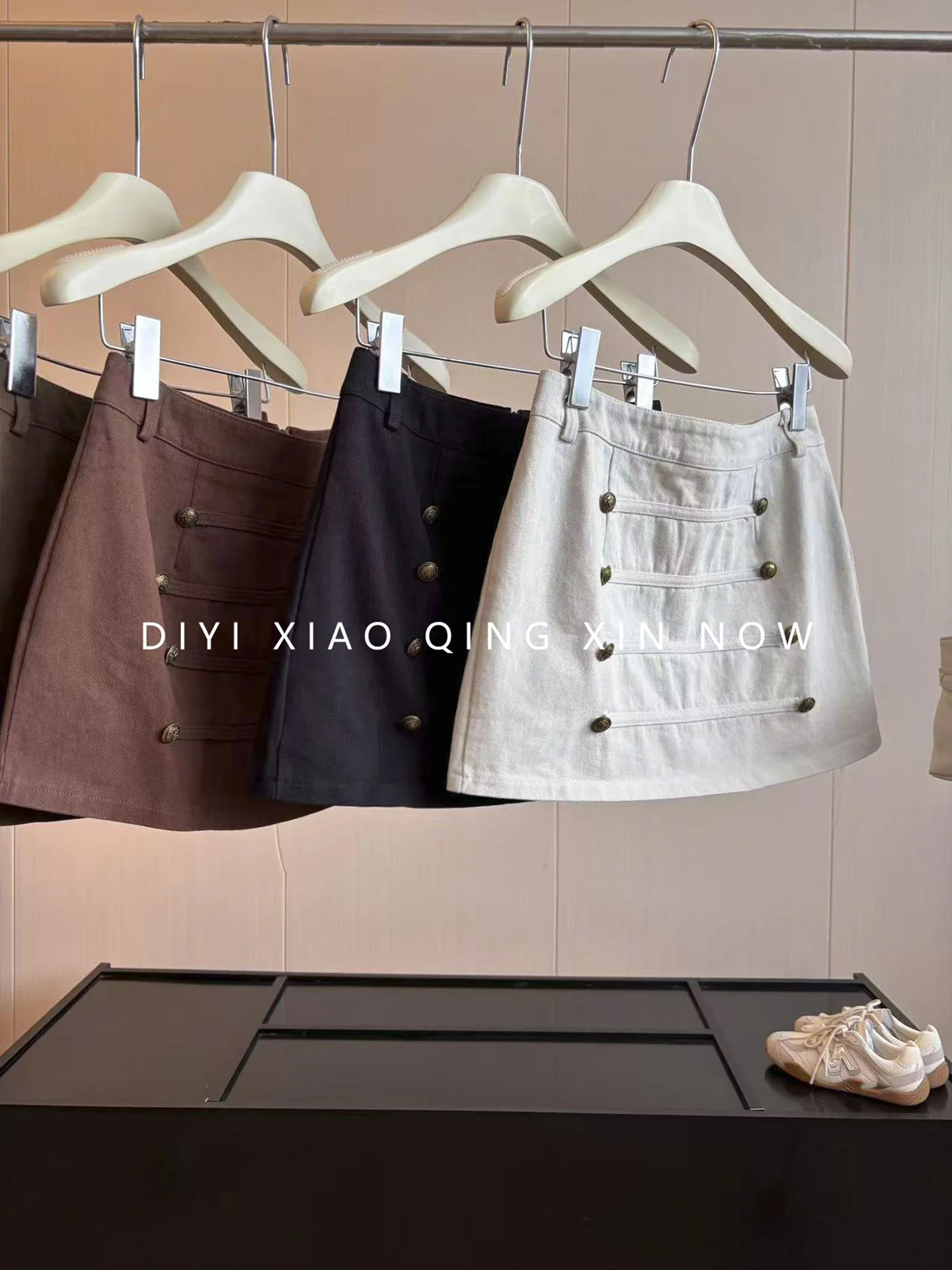 Black Double-Breasted  Skirt Women's High Waist A-Line Skirt Anti-Light Wrap Body Short Skirt Autumn Season Fashionable
