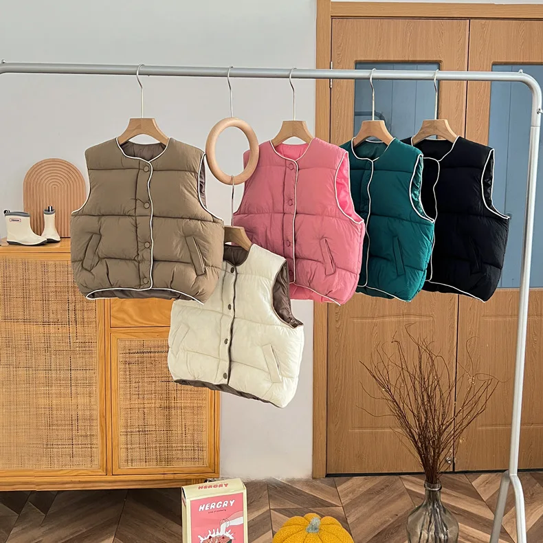 

The new 2023 children rich version of cotton baby autumn winter with a thickening warm vest vest men and women