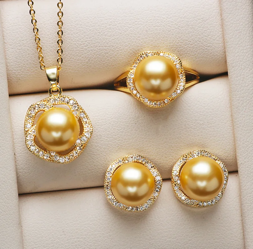 NATÜRLICHES AAAA+ 8-9MM SÜDSEE ECHTES GOLD RUNDPERLEN-SET aus Sterlingsilber: Ohrringe, Ring und Anhänger