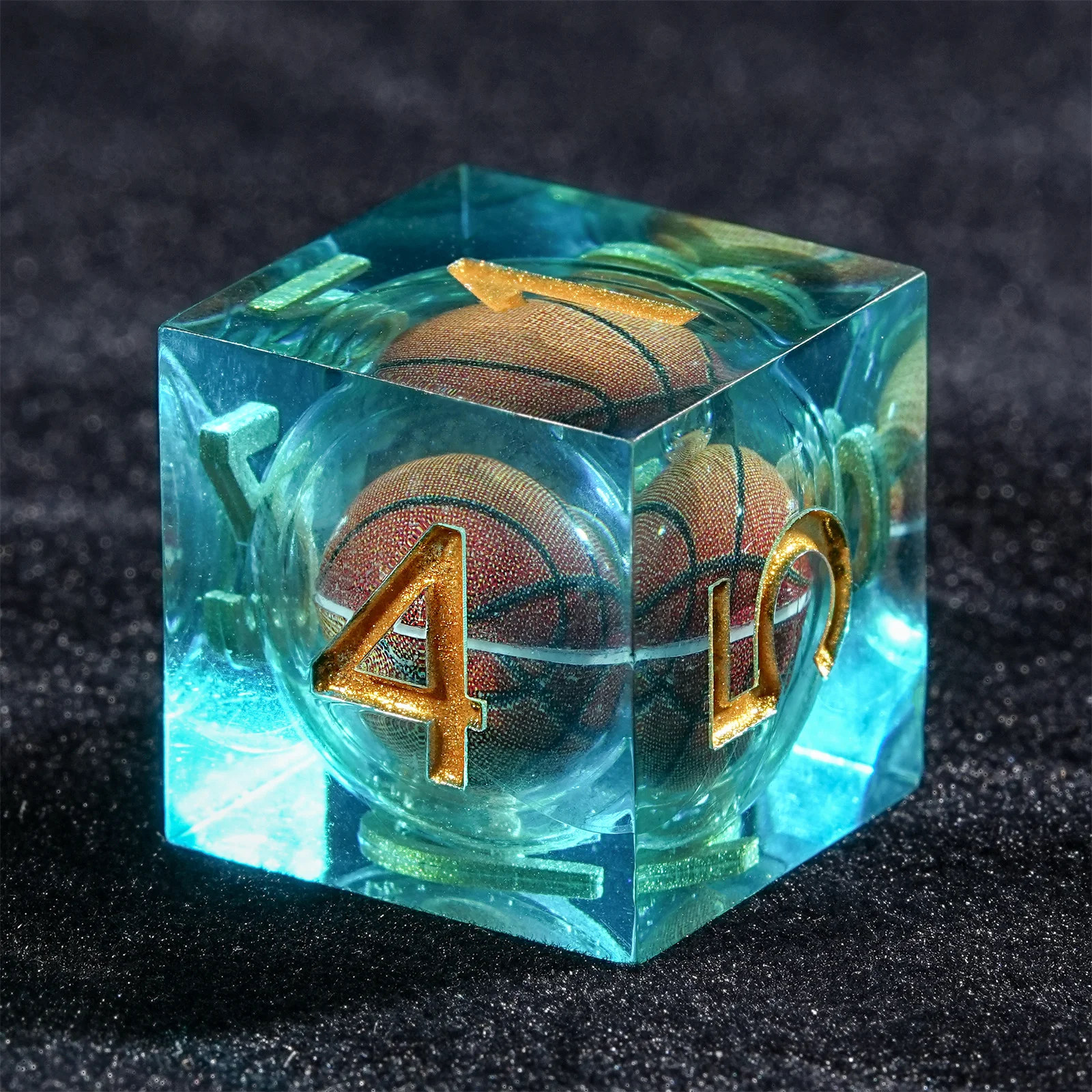 

1-7Pcs DND Dice Basketbal Dice Soccer Resin Dice Set Multi-sided Polyhedral Dice for D&D Game COC Role Playing RPG Table