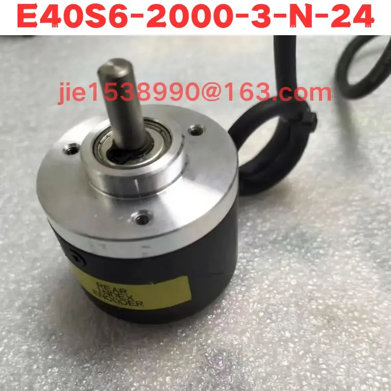 Used E40S6-2000-3-N-24 Normal Function Tested OK