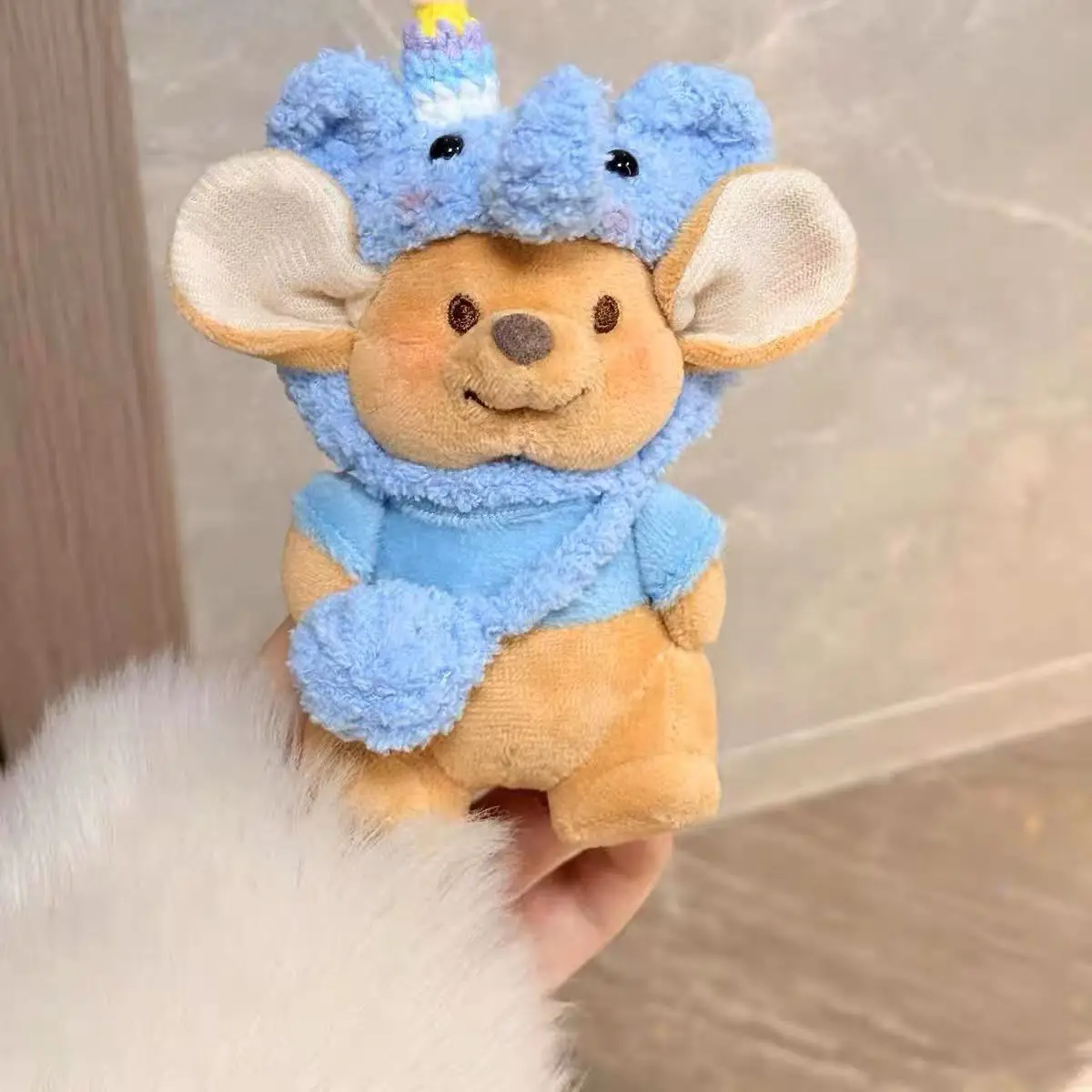 디즈니 푸우 곰 동물 머리 장식 루 귀여운 면 인형 열쇠고리 봉제 장난감 펜던트 소녀 배낭 지퍼 장식 휴일 선물