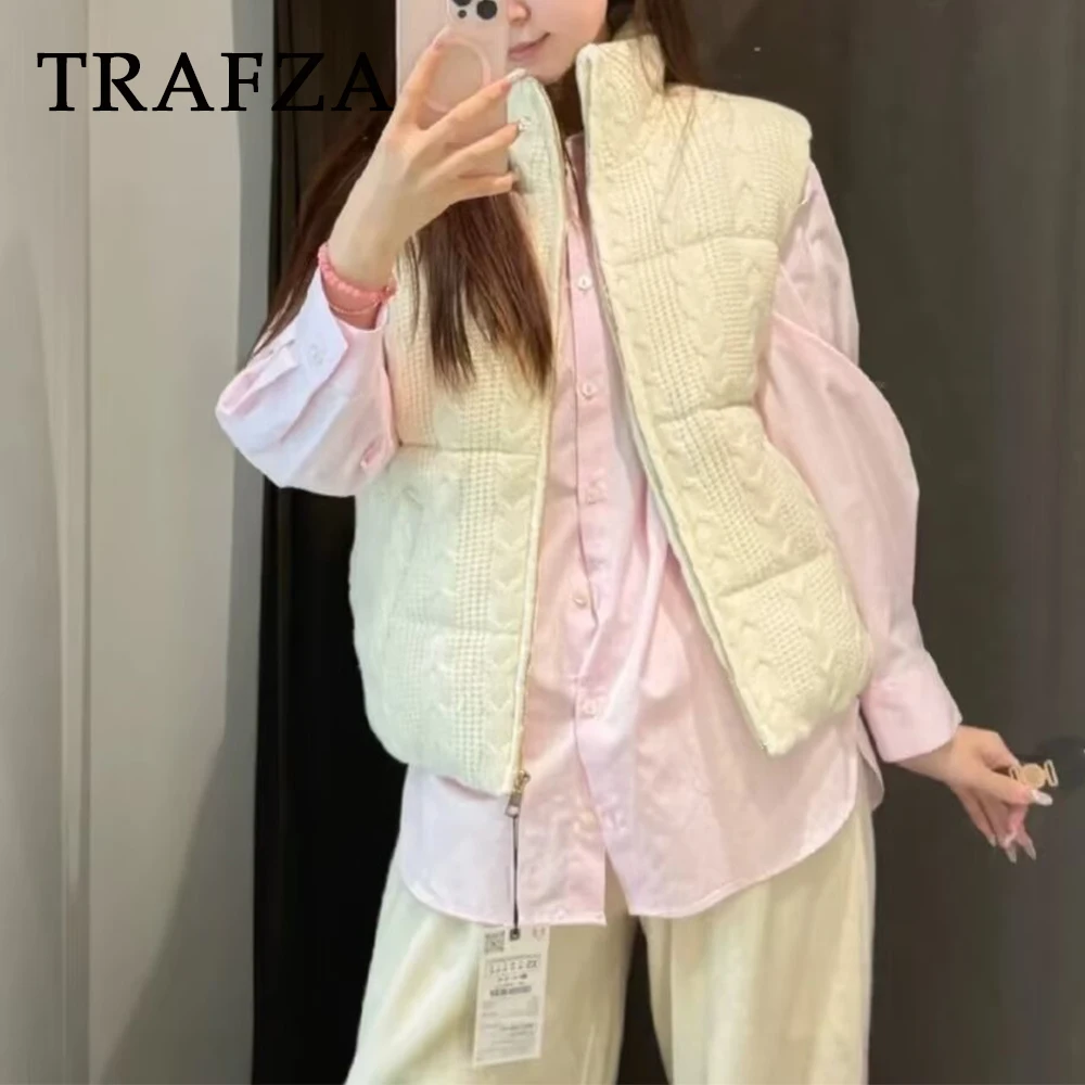 TRAFZA Fashion 2025 Winter Solid Cotton Vest Knit Zipper Streetwear Turtleneck Pockets Sleeveless Jacket Casual Chic Outwear