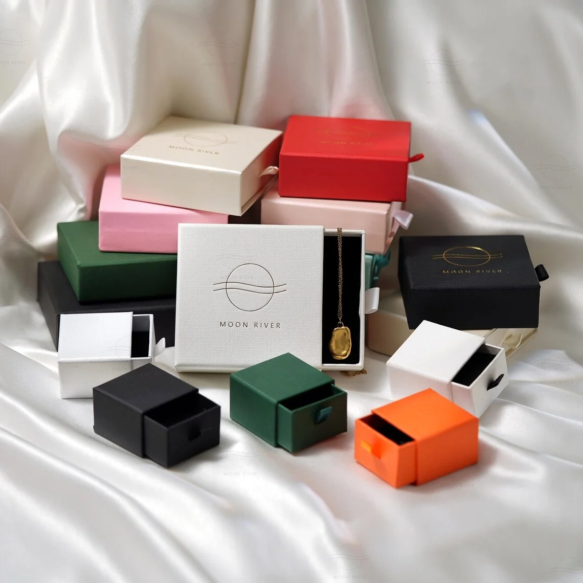 50pcs Custom Logo Cardboard Jewelry Ring Necklace Gift Storage Box Slide Drawer Paper Package White Box Carton with Black Sponge