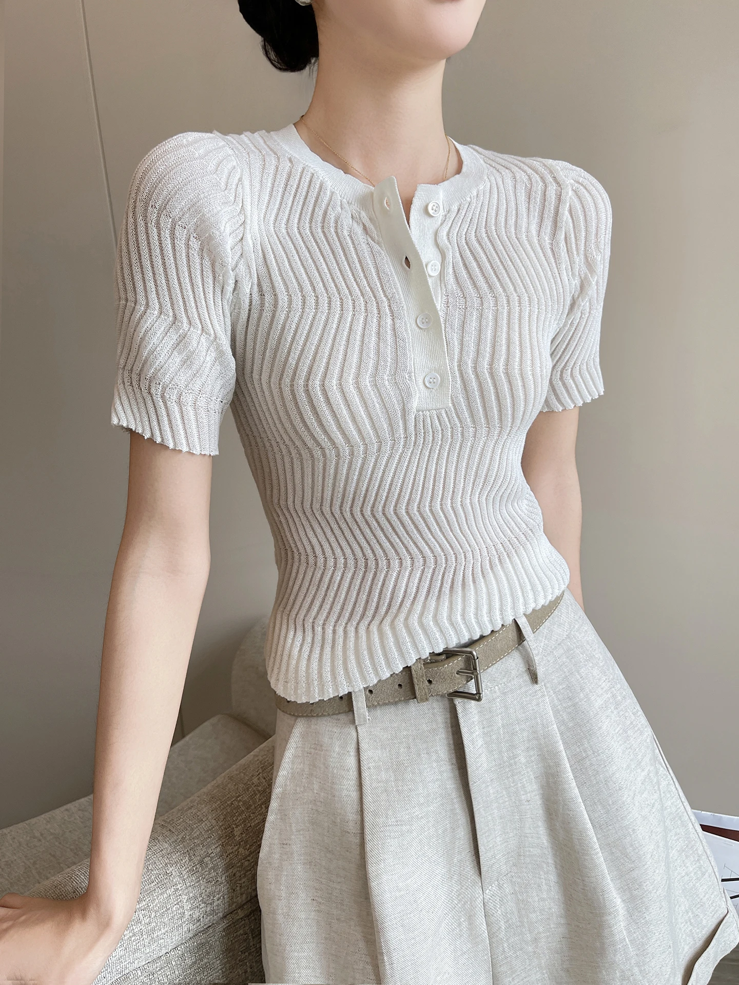 

White Knitted Short Sleeve T-Shirt Women's Casual Stripe Design Summer 2026 Button up Top Versatile Comfortable Breathable