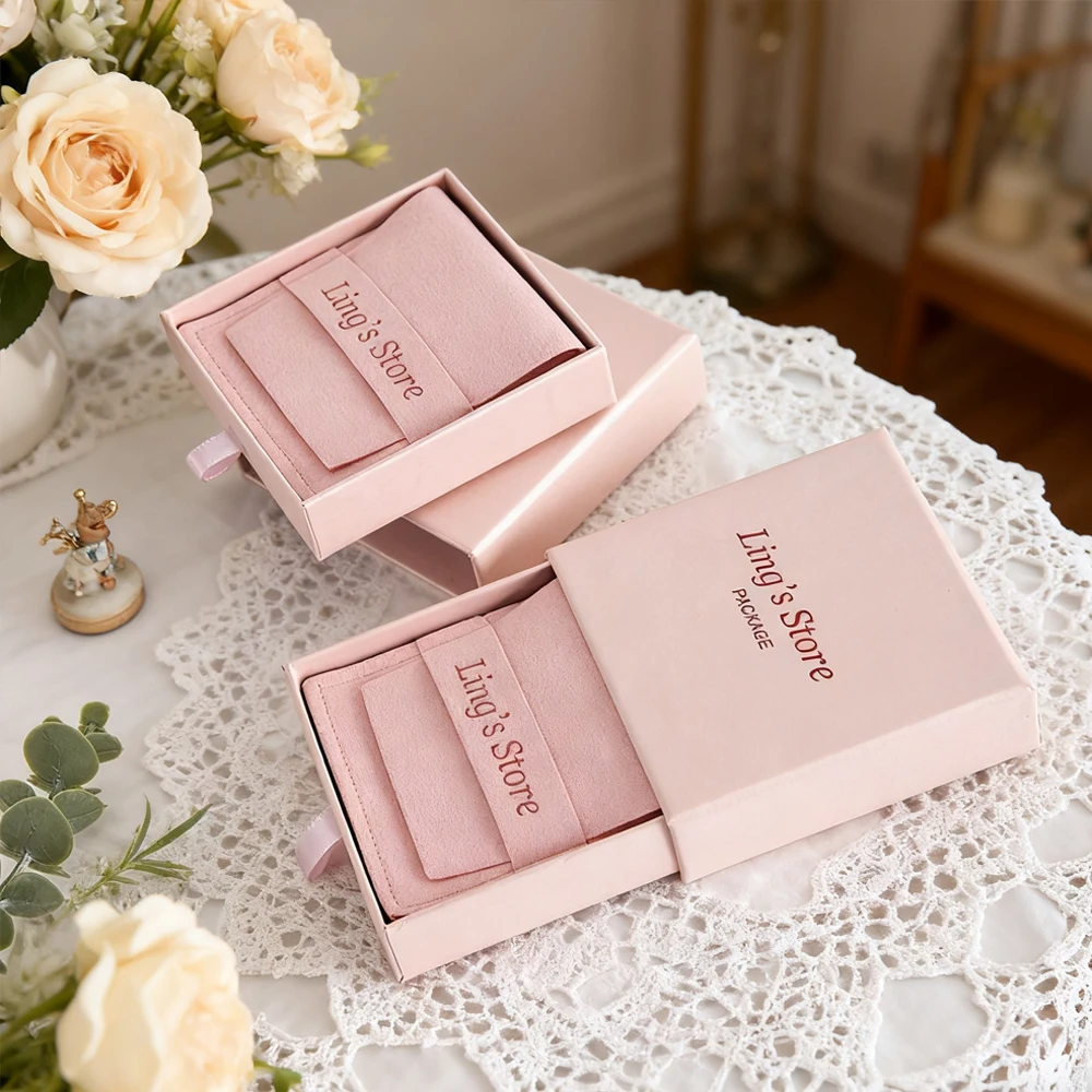 24Set Scatola di carta per gioielli personalizzata di lusso 9x9x2,5 cm e 8x8 cm Busta in microfibra con striscia di scamosciata Borsa per orecchini ad anello