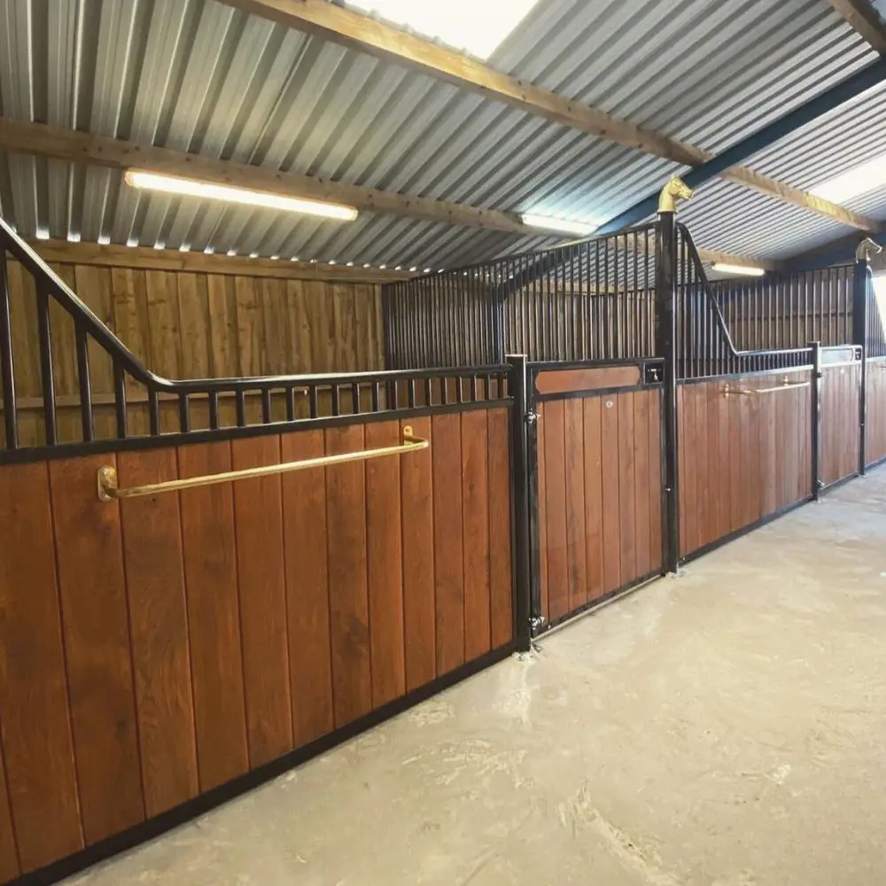 Horse Boarding Riding Clubs and Modular Equestrian Facilities Stable Independent Outdoor Horse Stable for Private