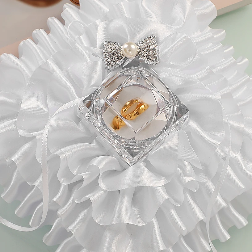 صندوق حامل خاتم الزواج على شكل قلب صندوق مجوهرات لحفل الزفاف تصميم أنيق من الدانتيل لمستلزمات الزفاف
