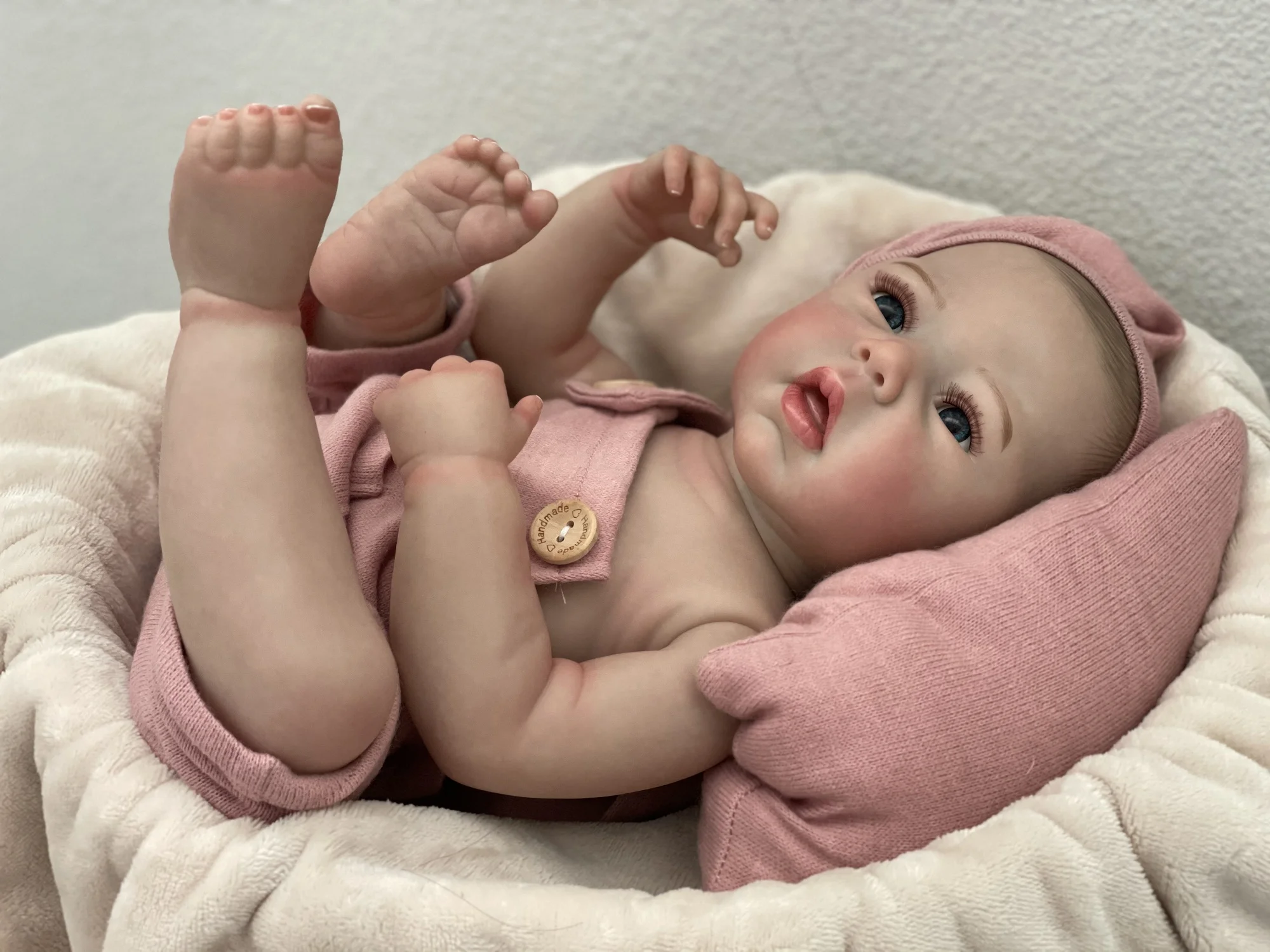 دمية طفلة حقيقية نابضة بالحياة مصنوعة يدويًا ، عيون مفتوحة ، جسم فينيل لين ، جلد مطلي ثلاثي الأبعاد ، محبوب ، 18-20" #4
